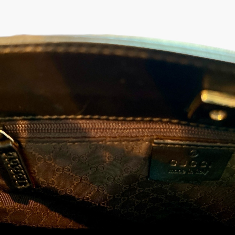 Gucci Web Sherry Line Shoulder Bag In Excellent Condition - Picture 5 of 12